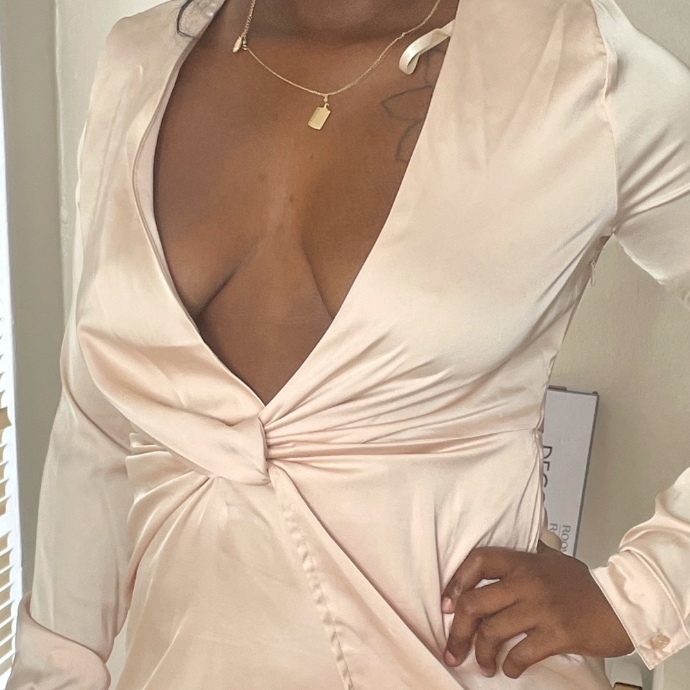 Long sleeve Taupe dress